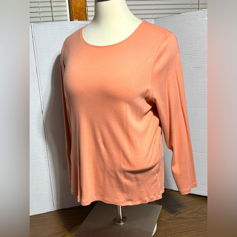 C j banks 2X 100% cotton long sleeve top 28”L 23” p2p look great w/denim